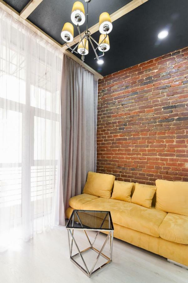 לבוב Leogrand One-Bedroom Apartments On Tugan-Baranovskogo 24 מראה חיצוני תמונה