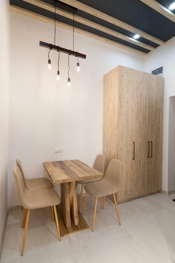 לבוב Leogrand One-Bedroom Apartments On Tugan-Baranovskogo 24 מראה חיצוני תמונה